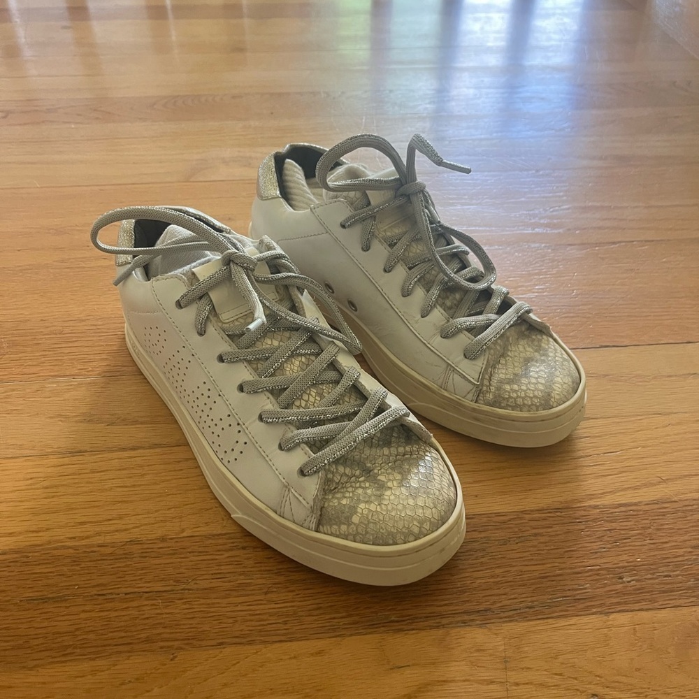 P448 Jack Molly Sneaker White Snake Print Perforated Low Top